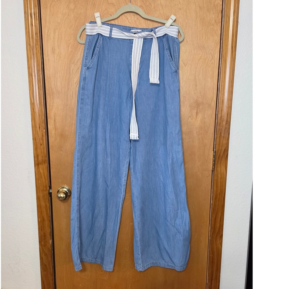Pull&Bear Womens Light Wash Wide Leg Chambray Tie Waist Pants Size 8 High Rise
